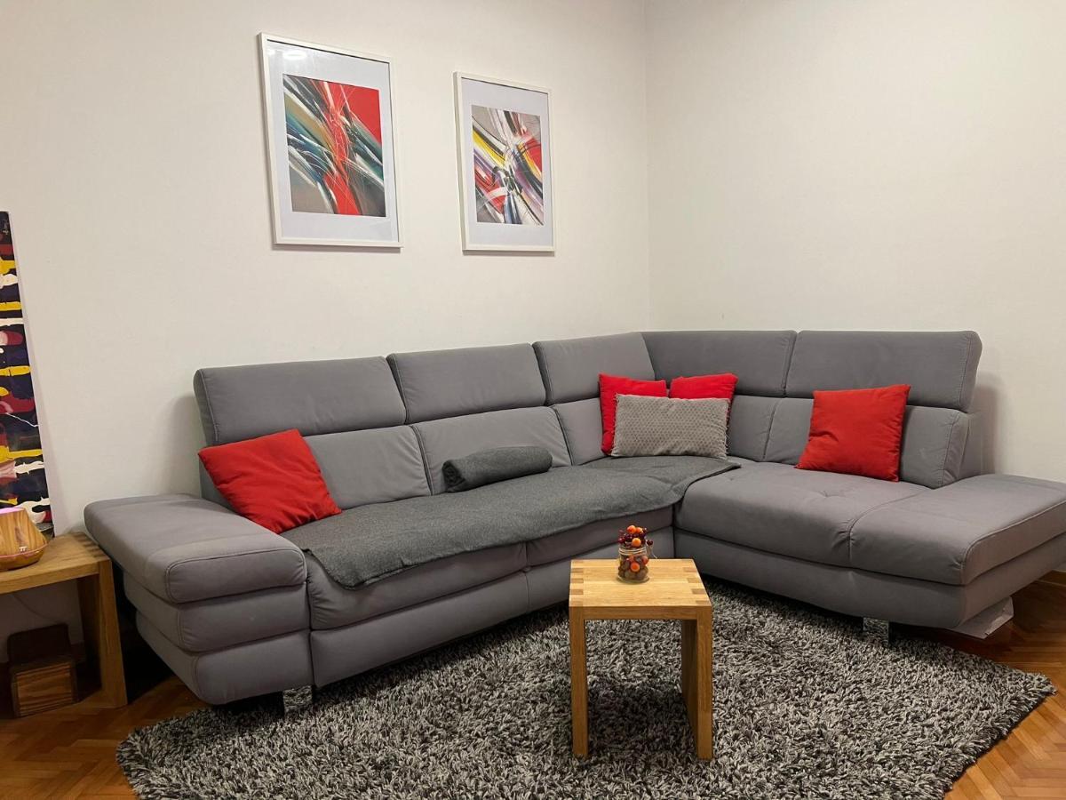 Mm Split Apartment - 5 Min By Car To The Beach & City Center - Free Public Parking Buitenkant foto
