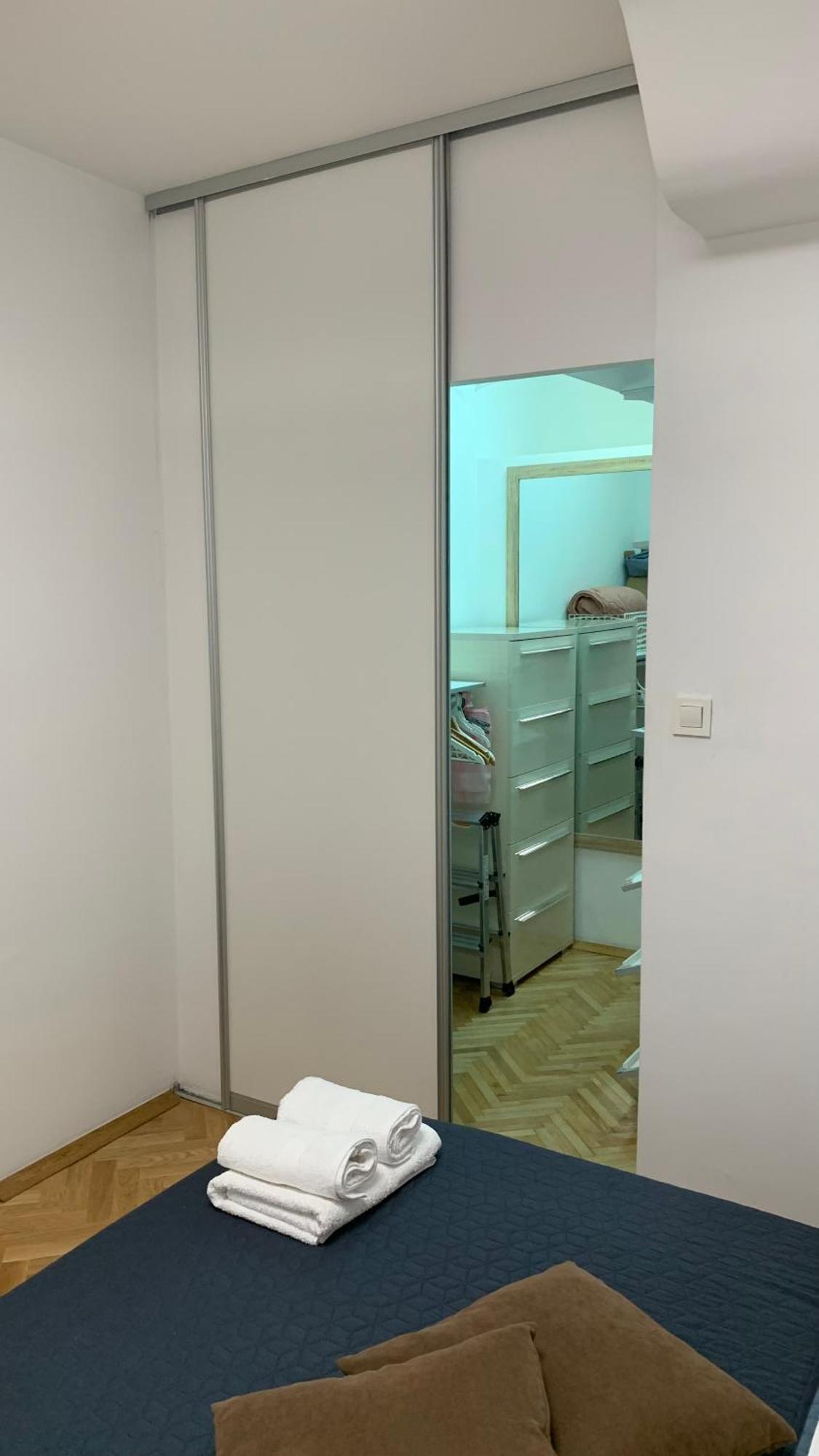Mm Split Apartment - 5 Min By Car To The Beach & City Center - Free Public Parking Buitenkant foto