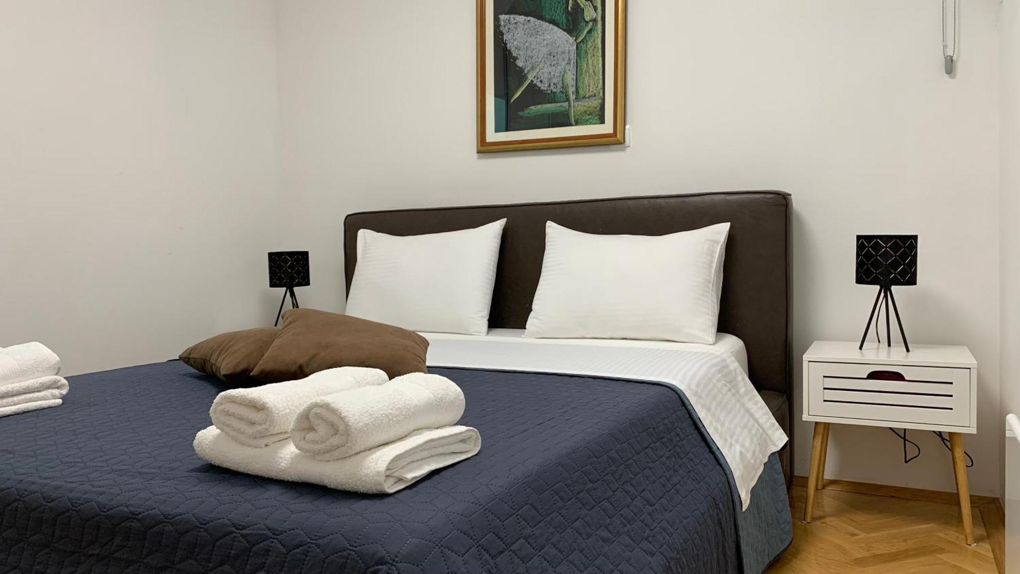 Mm Split Apartment - 5 Min By Car To The Beach & City Center - Free Public Parking Buitenkant foto